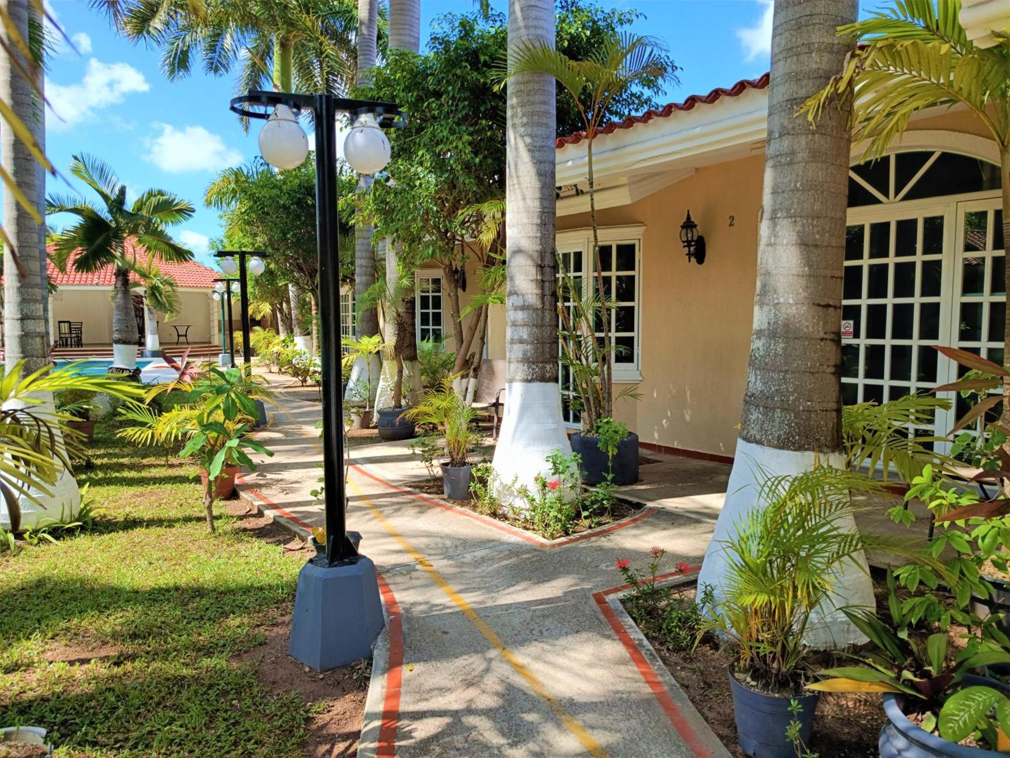 Tulipanes Cancun Exterior photo