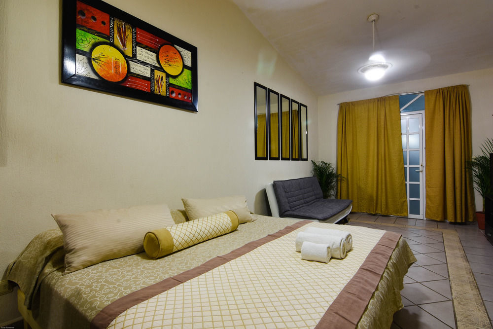 Tulipanes Cancun Exterior photo